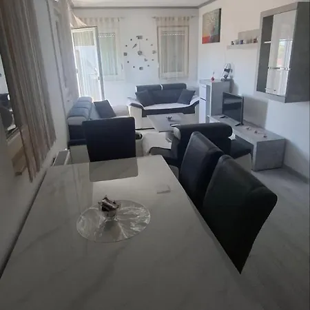 Apartamento Dajana *